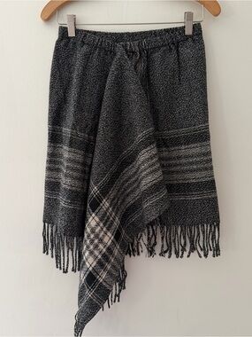 DKNY Vintage Skirt Wool Plaid Asymmetric Wrap Gray Size 8 Countryside Old Money